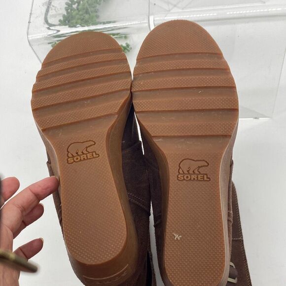 New Sorel Toronto Mid Wedge Bootie Leather Brass Buckle -Brown size 9 - Picture 10 of 13